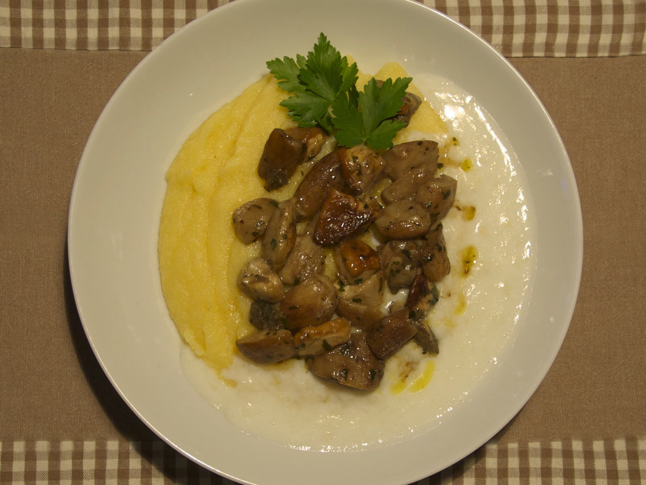 Polenta med fondue och boletussvamp - Bertazzoni